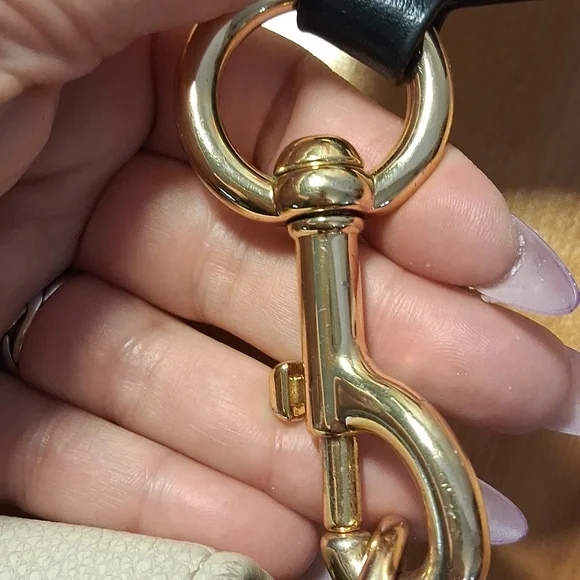 Marc Jacobs Cream & Navy Leather Crossbody Bag with Orange Strap - Picture 17 of 17